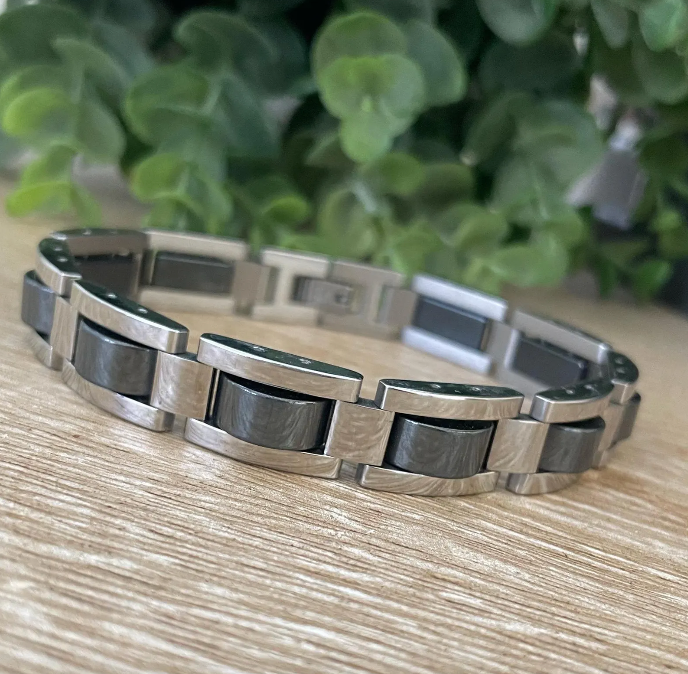 Men’s Magnetic Bracelet, Black Titanium Stainless Steel Bracelet, Natural Magnetic Link Bracelet for Men,  Modern Minimalist Jewelry
